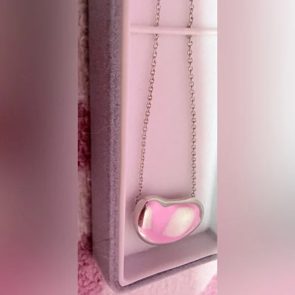 Genuine Tiffany & Co. Silver Elsa Peretti Bean Pendant Necklace - Picture 2 of 4